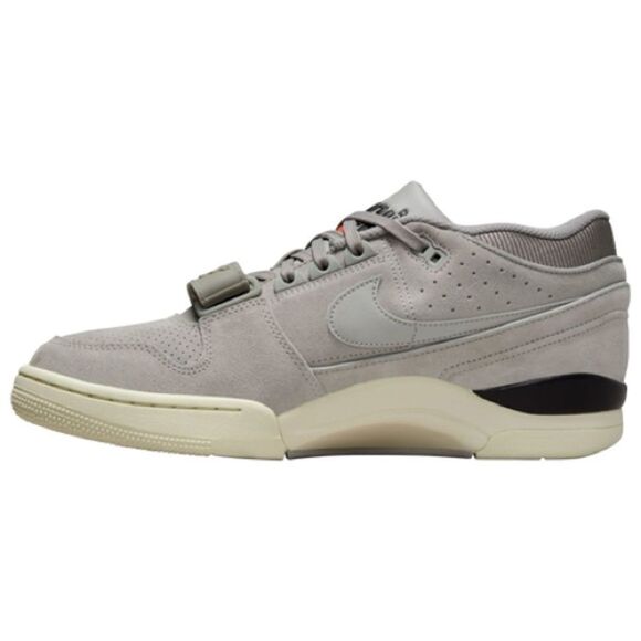 NEW- Nike- AAF88- low- grey- mens size 11 main image 8